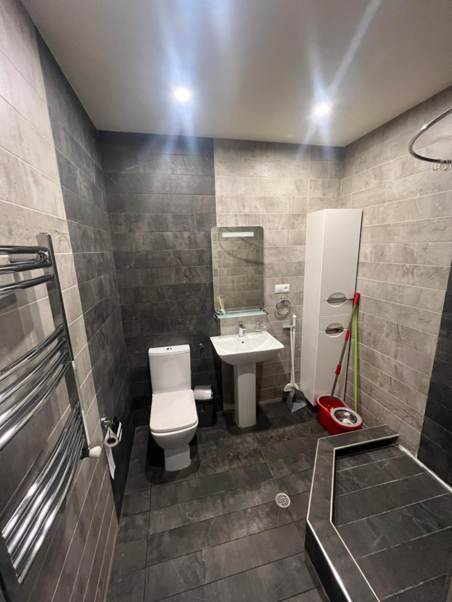 Malibu Apartment Yerevan Ngoại thất bức ảnh